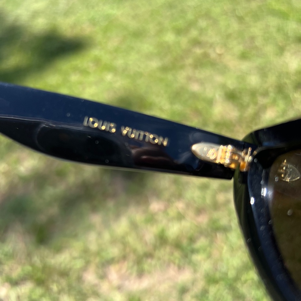 Louis Vuitton Cat Eye Sunglasses Black - Authentic - Picture 3 of 16